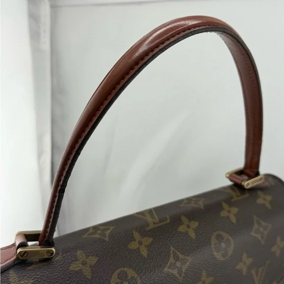 Louis Vuitton Brown and Gold Monogram Métis Authentic.